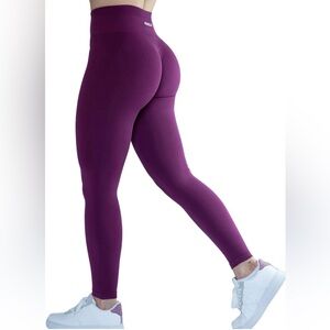 High-Waisted Purple Leggings